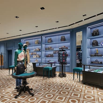 gucci openingstijden amsterdam|Gucci netherlands online.